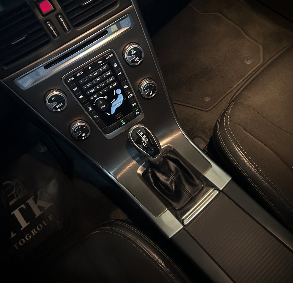 Volvo XC60 2,0 D4 190 Momentum aut. 5d