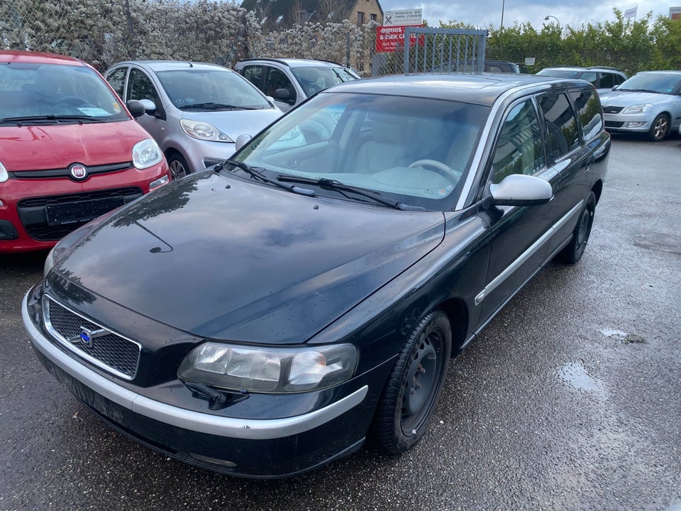 Volvo V70 2,4 T 200 aut. 5d