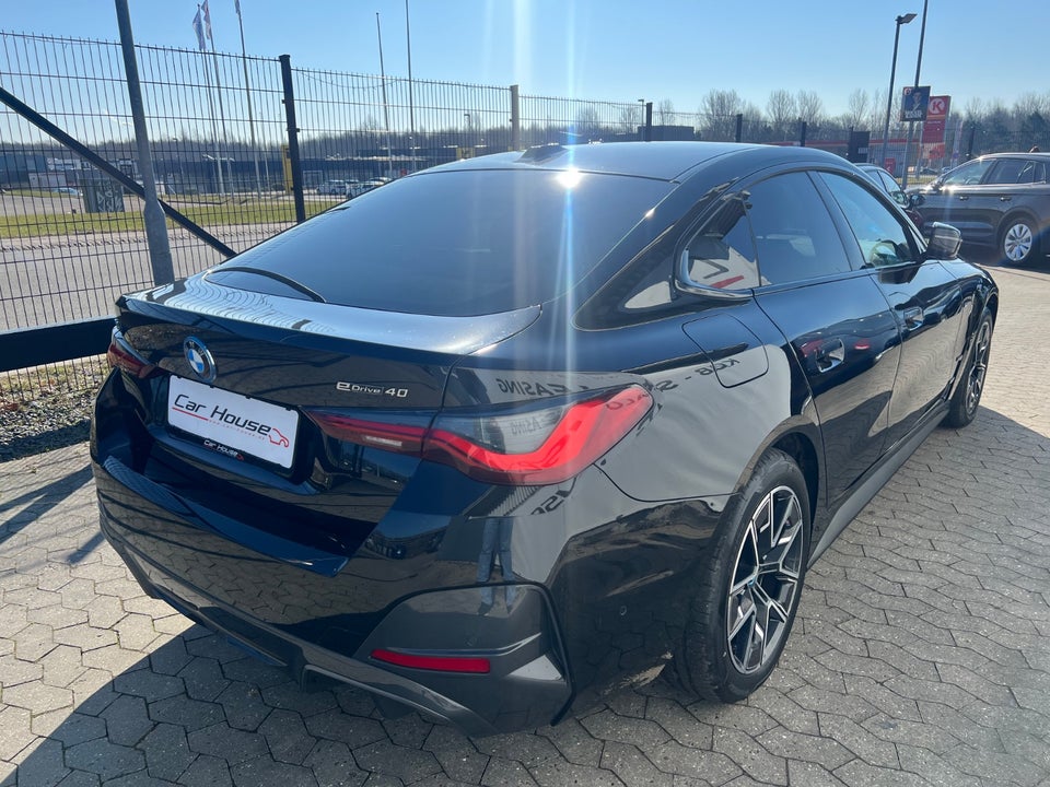 BMW i4 eDrive40 Fully Charged M-Sport 5d