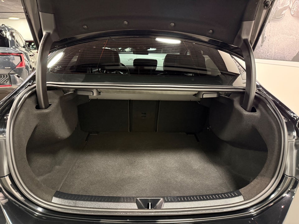 Mercedes A200 1,3 Progressive aut. 4d