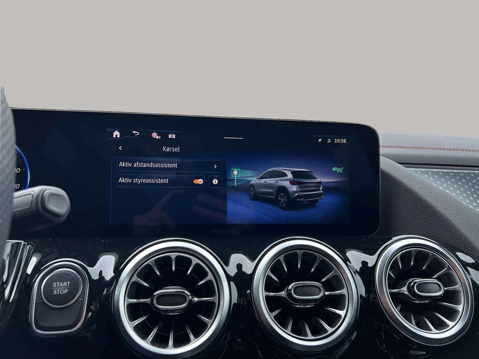 Mercedes EQA300 AMG Line 4Matic 5d