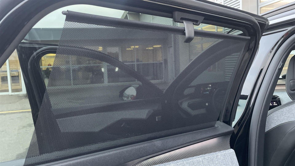 Peugeot e-5008 77 GT Pack 7prs 5d