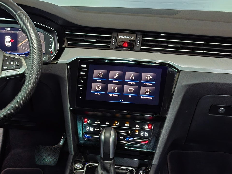 VW Passat 1,4 GTE High DSG 4d