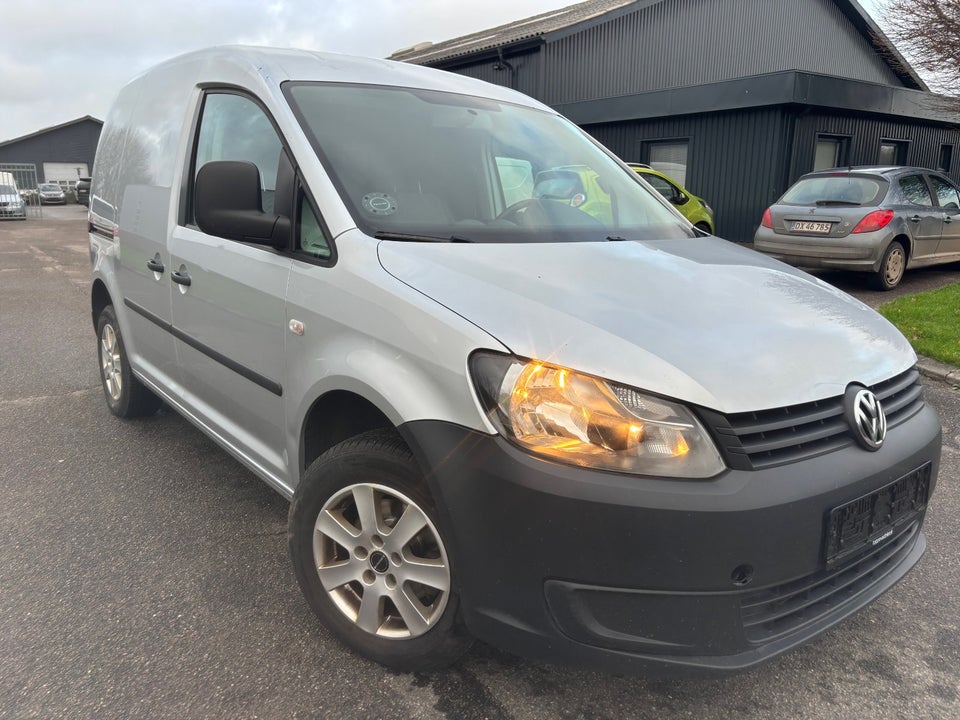 VW Caddy 1,6 TDi 75 BMT Van 5d