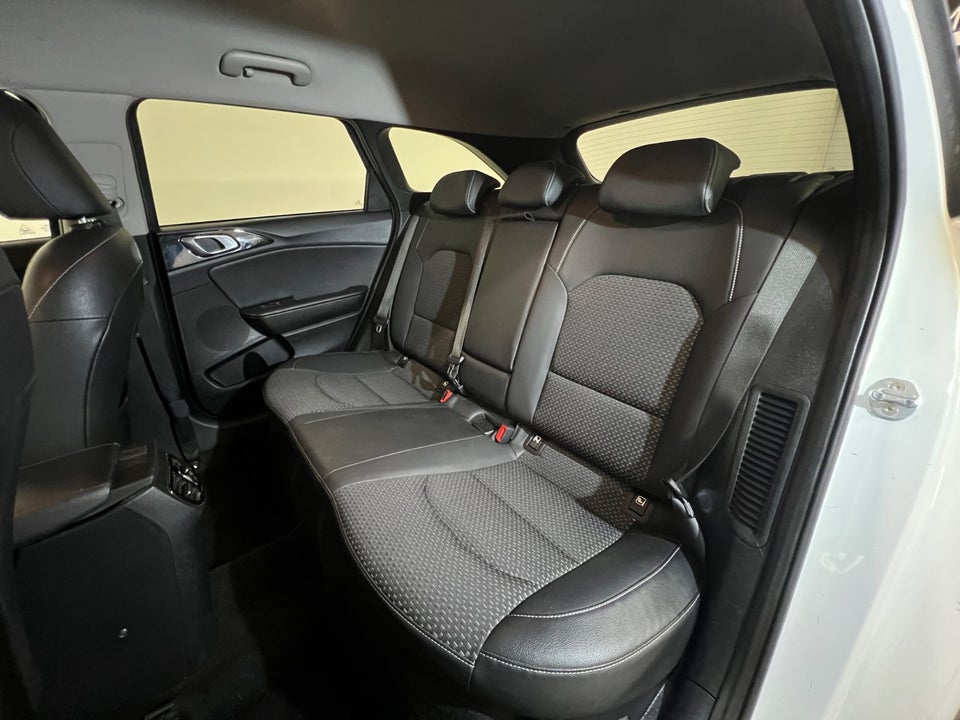 Kia Ceed 1,6 PHEV Advance+ SW DCT 5d
