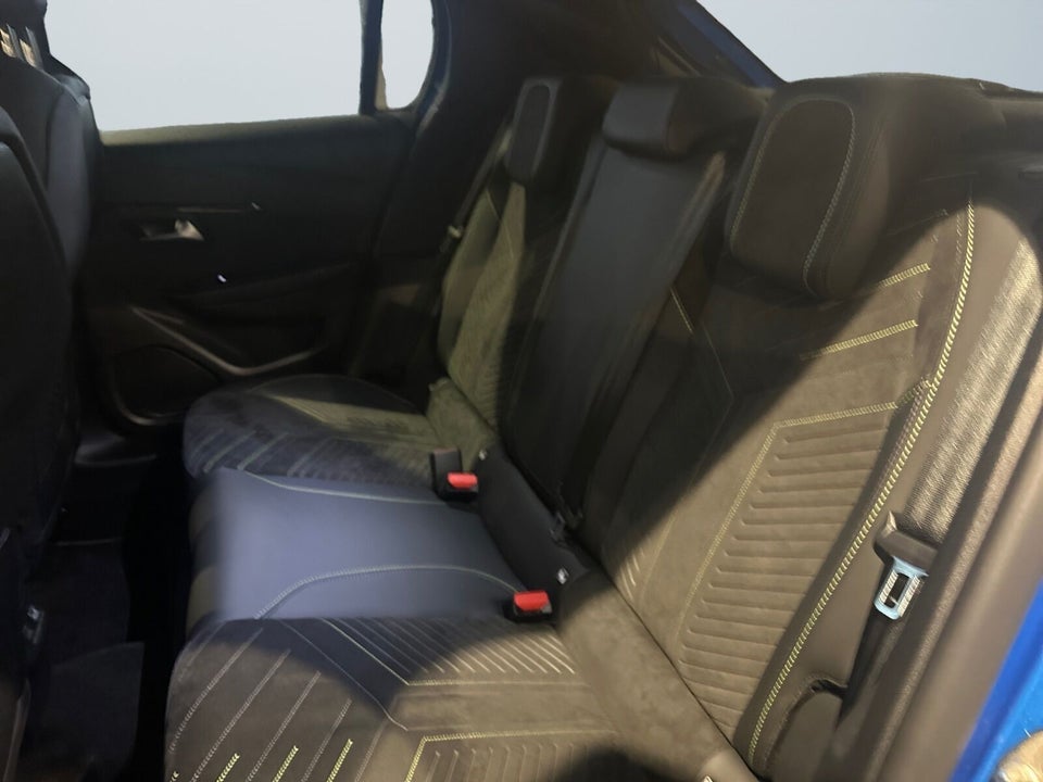 Peugeot e-208 54 GT 5d