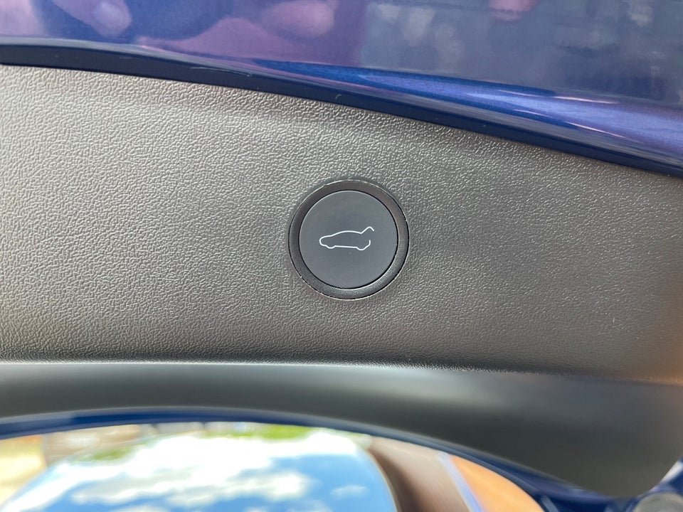 Tesla Model 3 Long Range AWD 4d