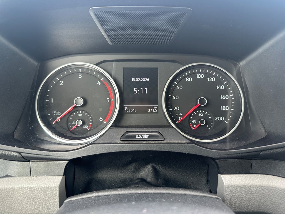 VW Crafter 35 2,0 TDi 140 Kassevogn L3H2 aut.