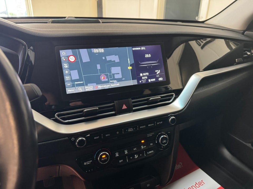 Kia e-Niro 64 Advance 5d