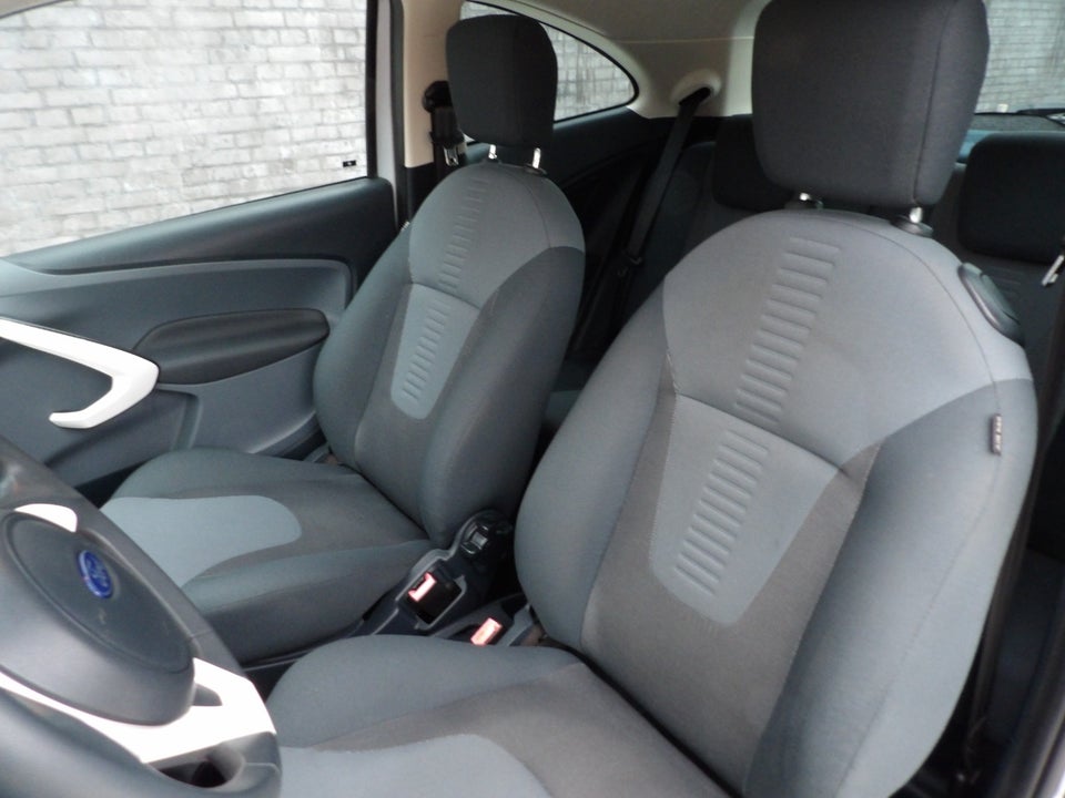 Ford Ka 1,2 Titanium 3d