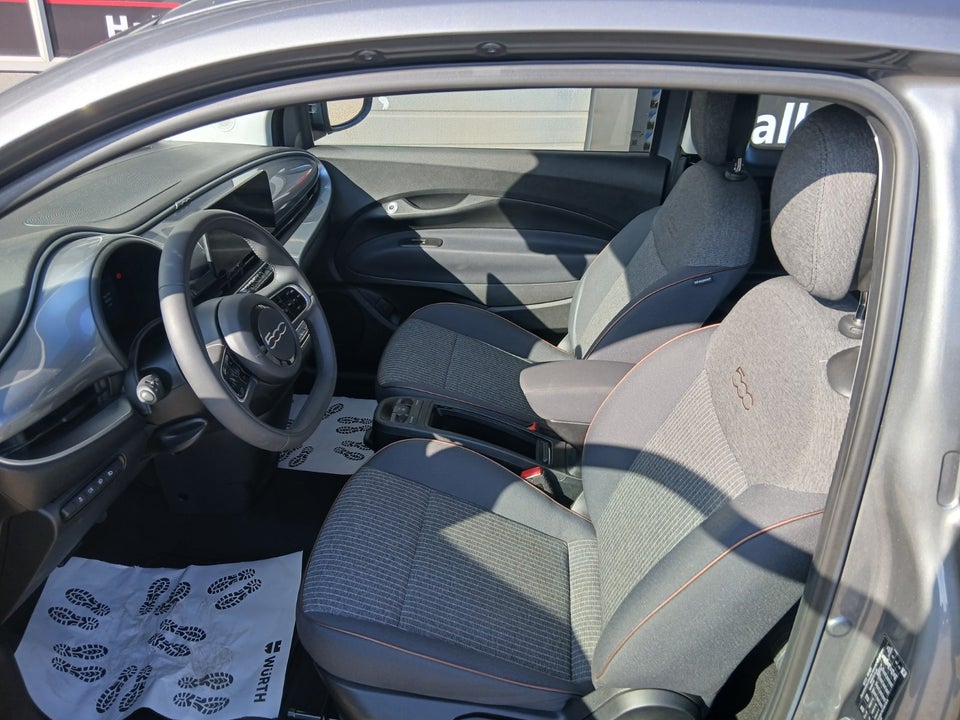 Fiat 500e 42 Icon 3+1 4d