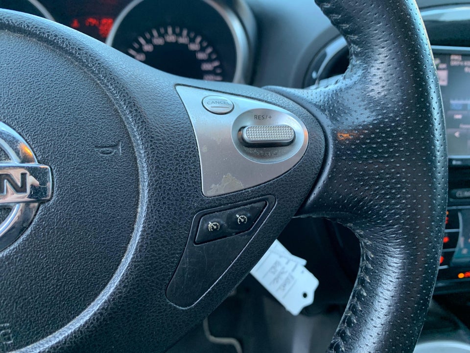 Nissan Juke 1,6 Acenta CVT 5d