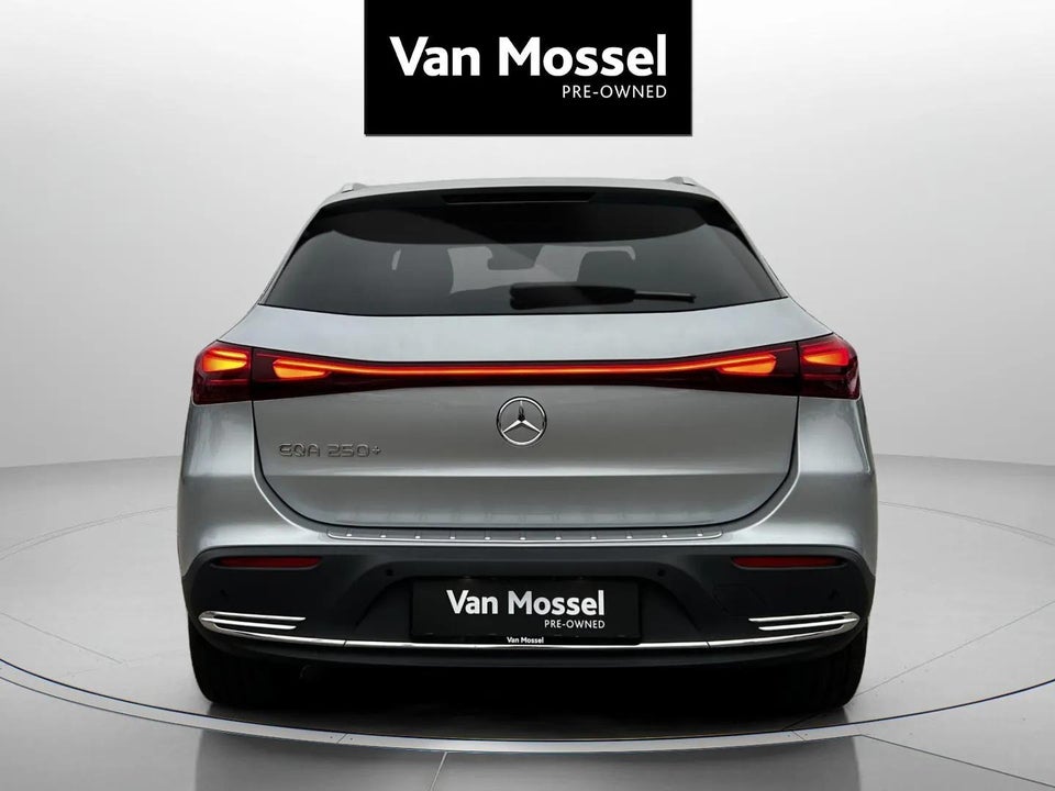 Mercedes EQA250+ Progressive 5d