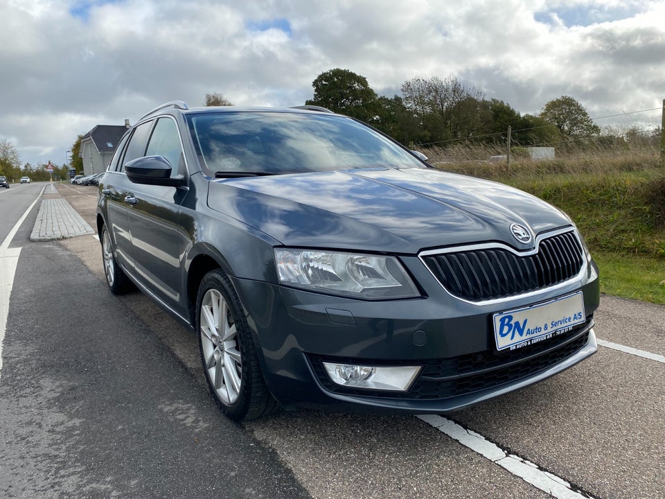 Skoda Octavia 1,4 TSi 140 Elegance Combi 5d