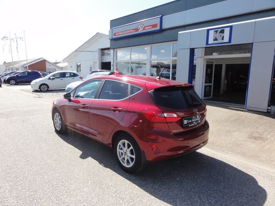 Ford Fiesta 1,0 EcoBoost mHEV Titanium 5d