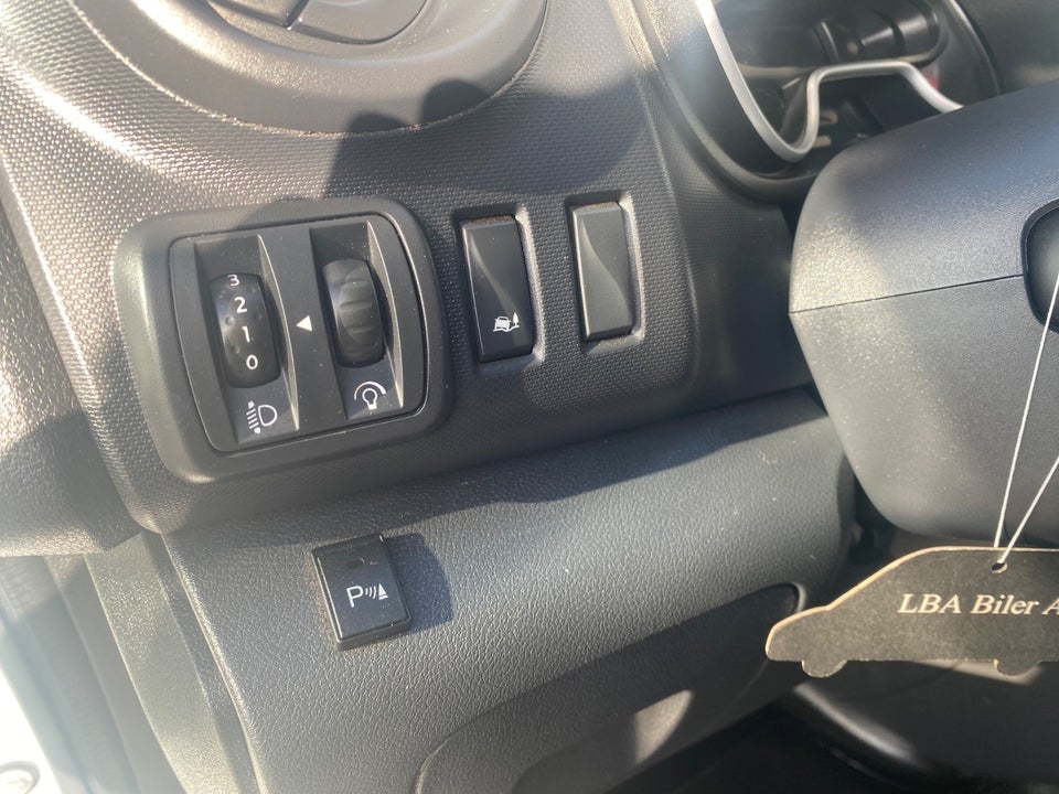 Renault Trafic T29 2,0 dCi 120 L2H1