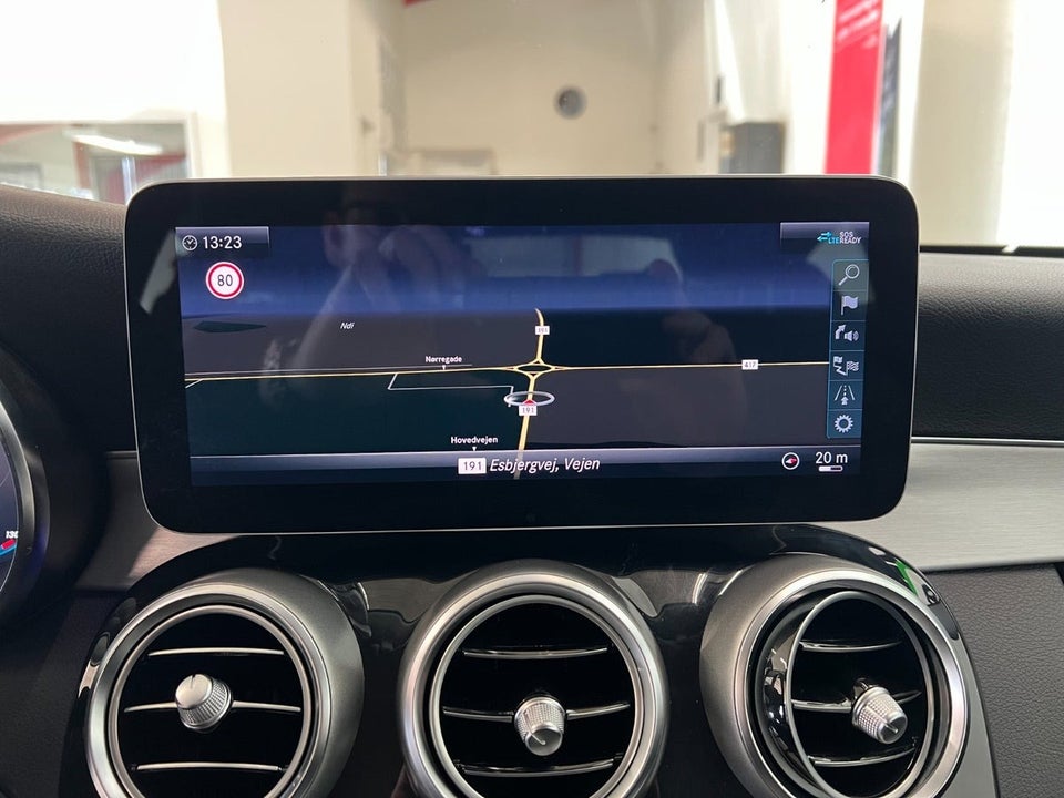 Mercedes C220 d 2,0 Advantage AMG Coupé aut. 2d