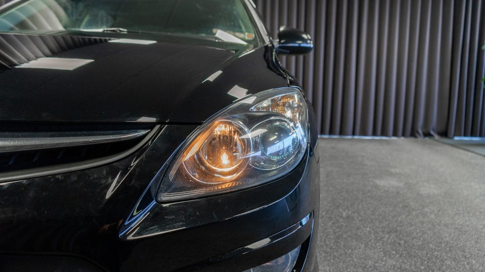 Hyundai i30 1,6 CRDi 128 Comfort aut. 5d