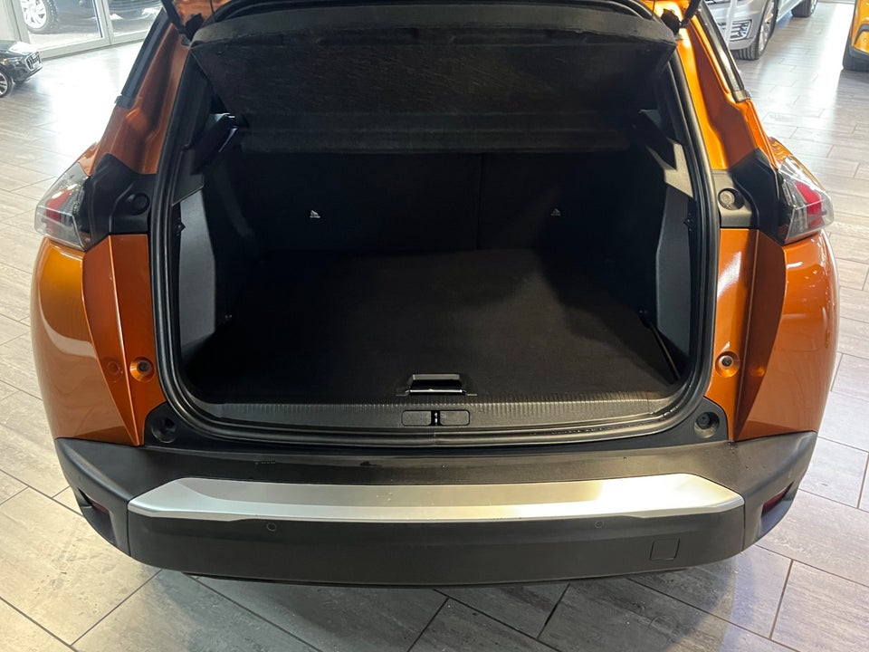 Peugeot e-2008 50 GT 5d