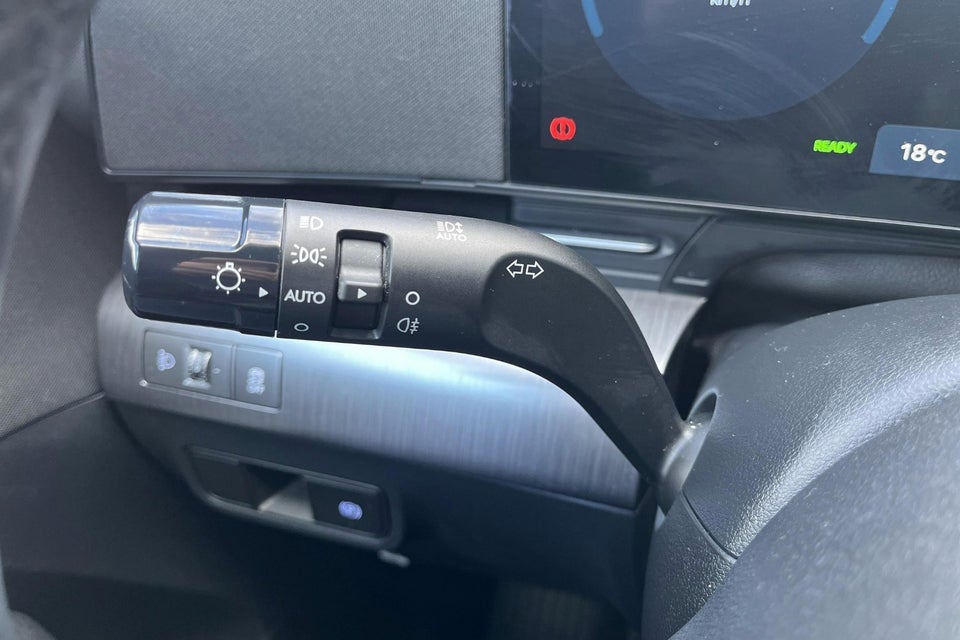 Hyundai Kona 48 EV Essential 5d