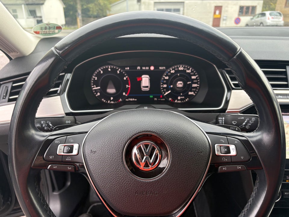 VW Passat 1,8 TSi 180 High+ Variant DSG 5d