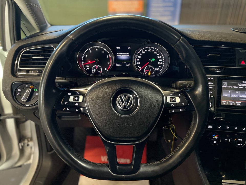 VW Golf VII 1,4 TSi 140 Highline 3d