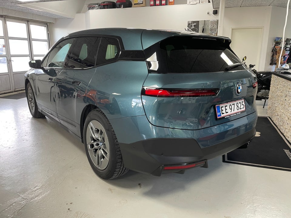 BMW iX xDrive40 Fully Charged 5d