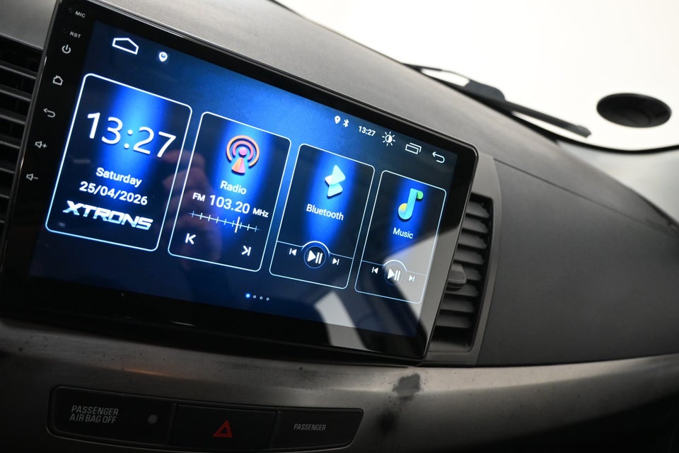 Mitsubishi Lancer 1,6 Invite SportSedan 4d