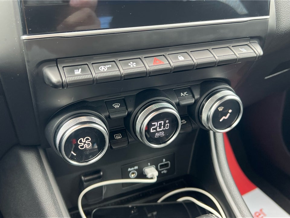 Renault Captur 1,3 TCe 140 Intens EDC 5d