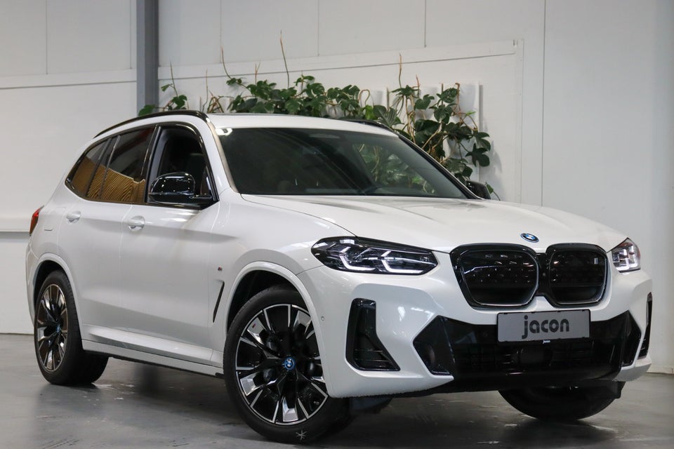 BMW iX3 Charged Plus M-Sport 5d