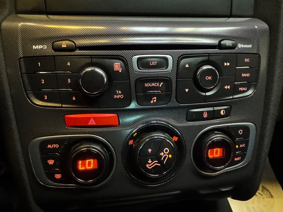 Citroën C4 1,6 e-HDi 112 Seduction 5d