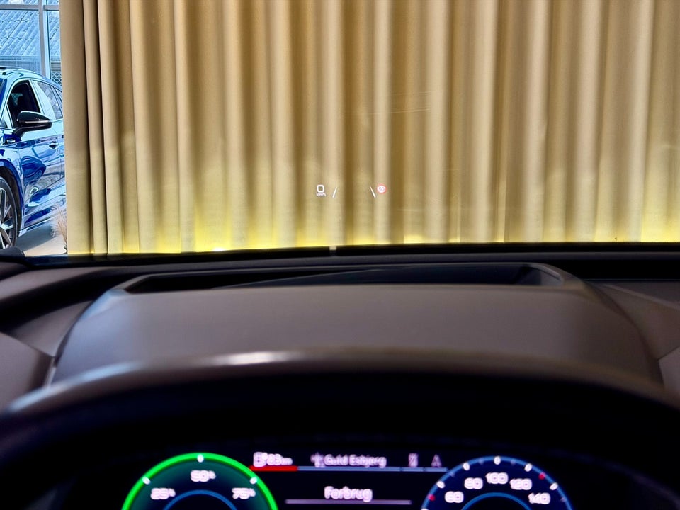 Audi Q4 e-tron 40 S-line 5d