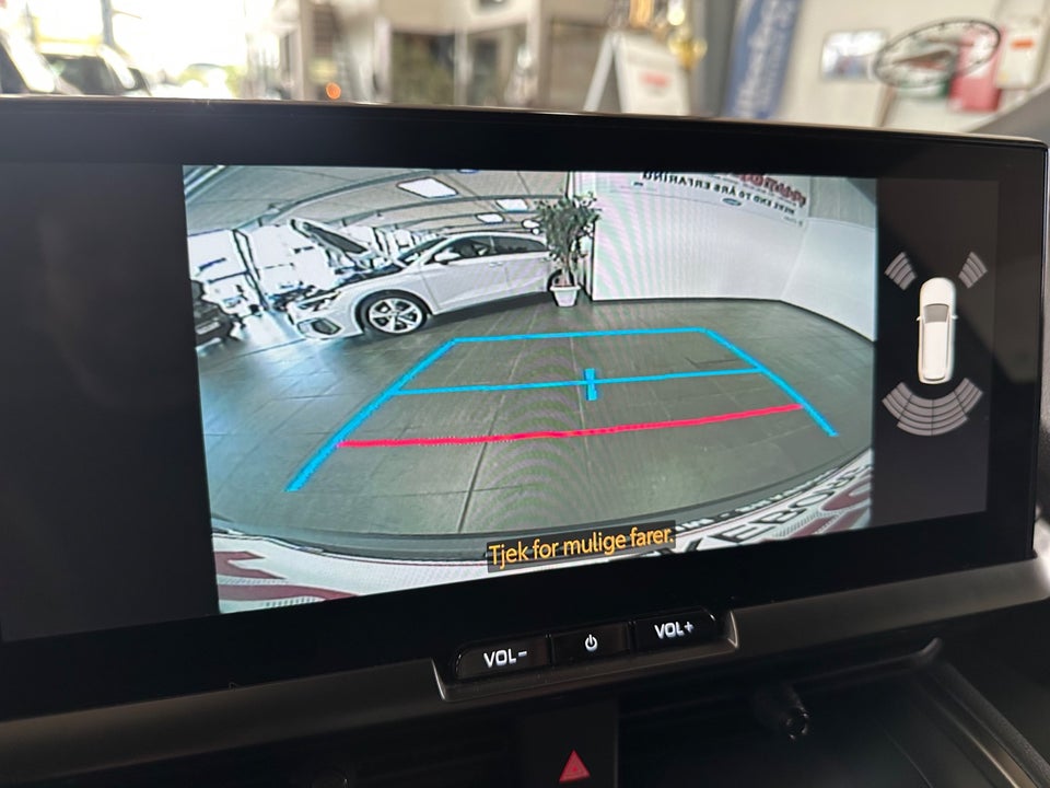 Toyota C-HR 2,0 Plug-in Hybrid Style Smart 5d