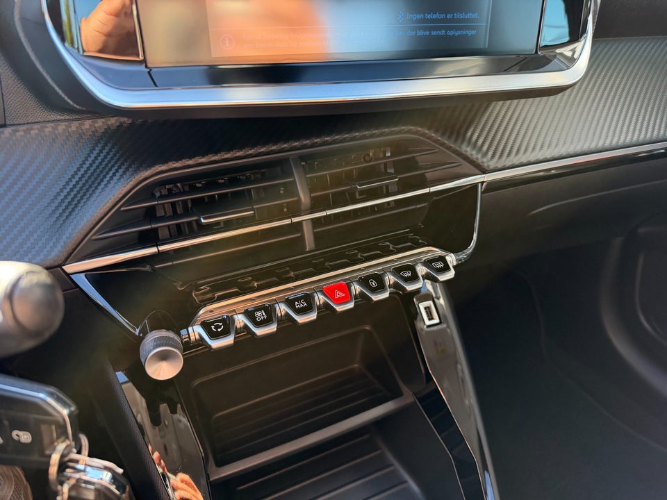 Peugeot 208 1,2 PureTech 75 Active 5d