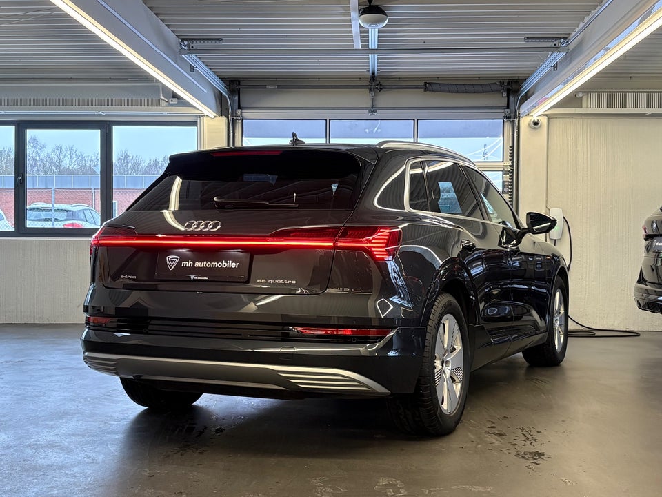 Audi e-tron 55 Prestige quattro 5d