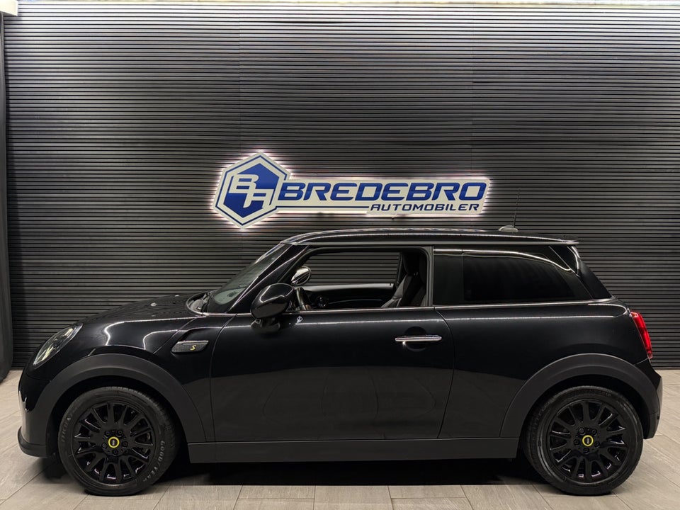 MINI Cooper SE Classic Trim 3d
