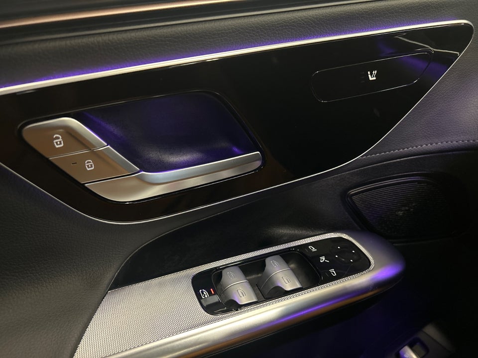 Mercedes EQE300 Electric Art 4d