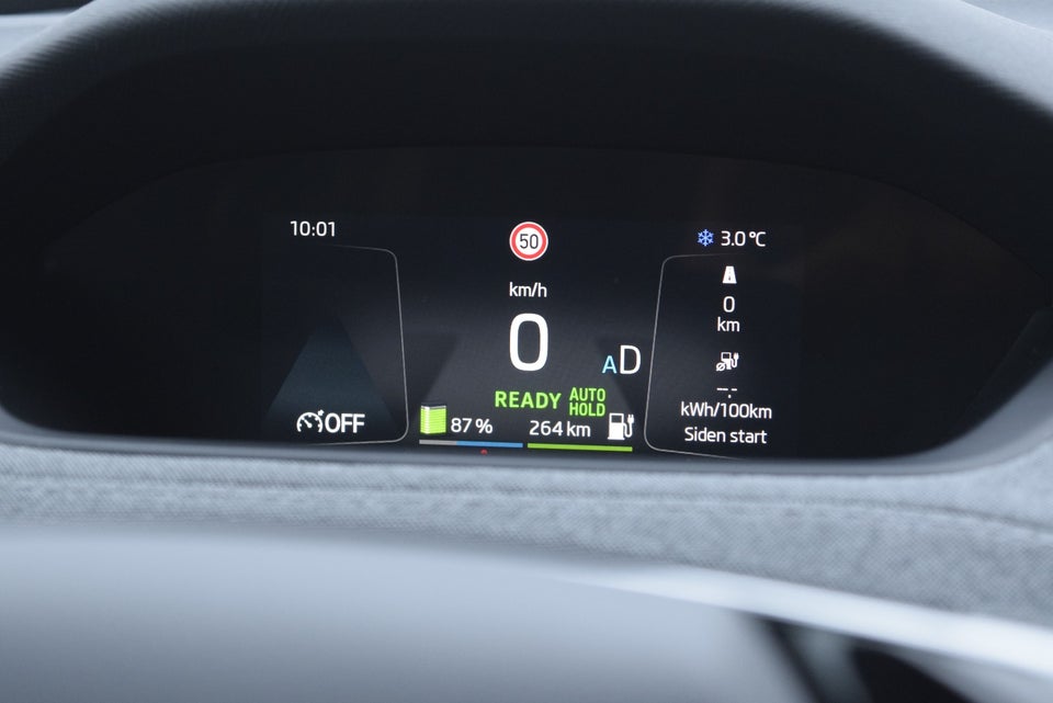 Skoda Enyaq 60 iV Loft 5d