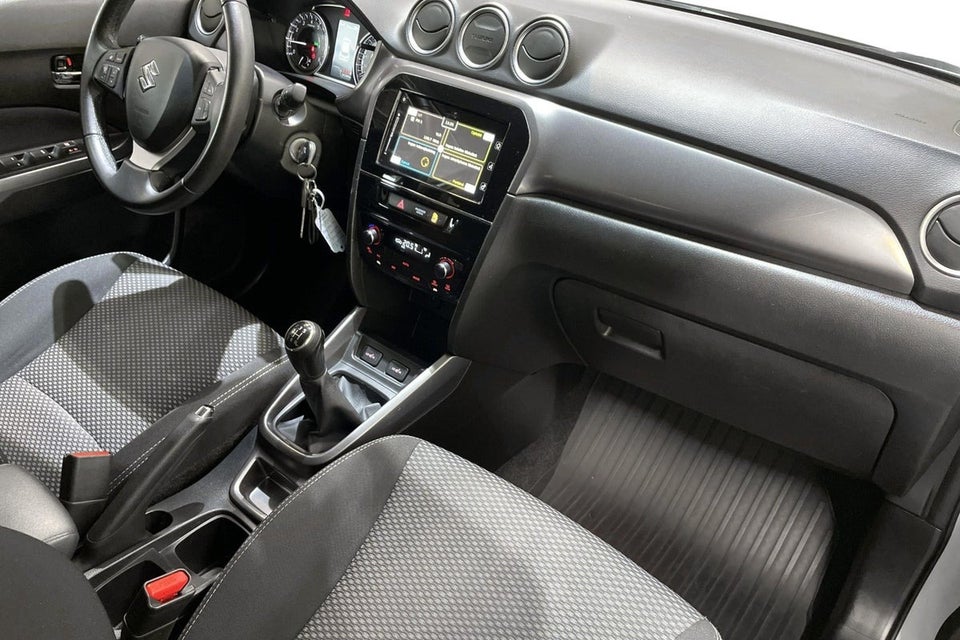 Suzuki Vitara 1,0 Boosterjet Active 5d