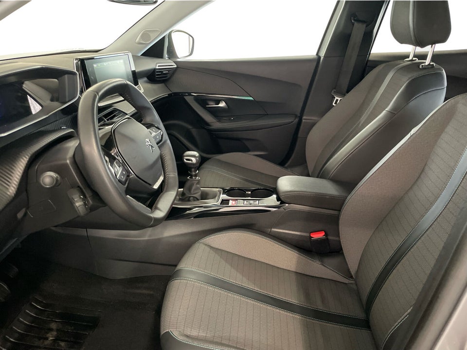 Peugeot 2008 1,2 PureTech 130 Platin Sport 5d