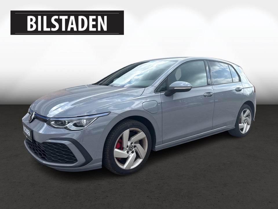 VW Golf VIII 1,4 GTE DSG 5d