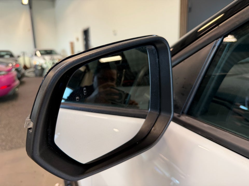 Ford Explorer 77 Premium Extended Range 5d