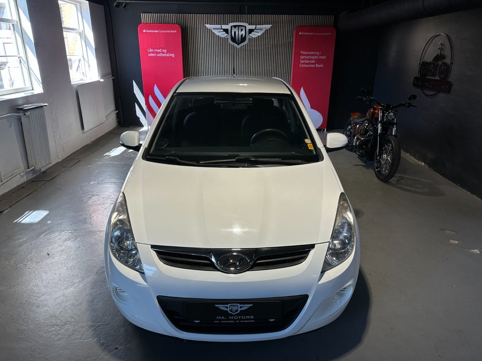Hyundai i20 1,25 Comfort 5d