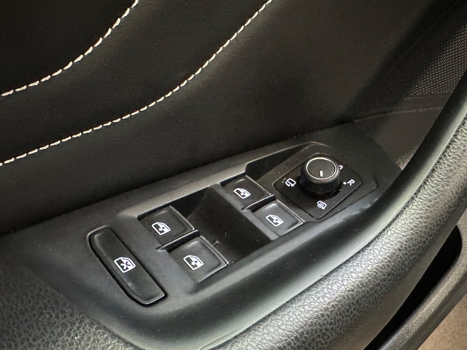 VW Passat 1,5 TSi 150 Elegance Variant DSG 5d