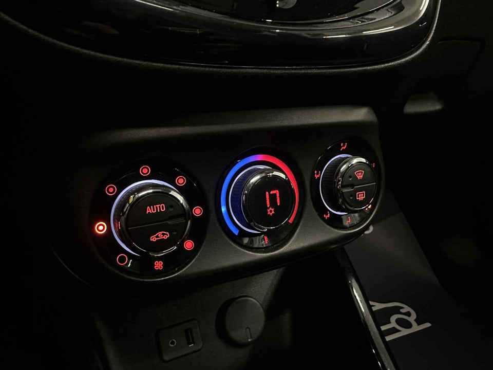 Opel Adam 1,4 87 Glam 3d