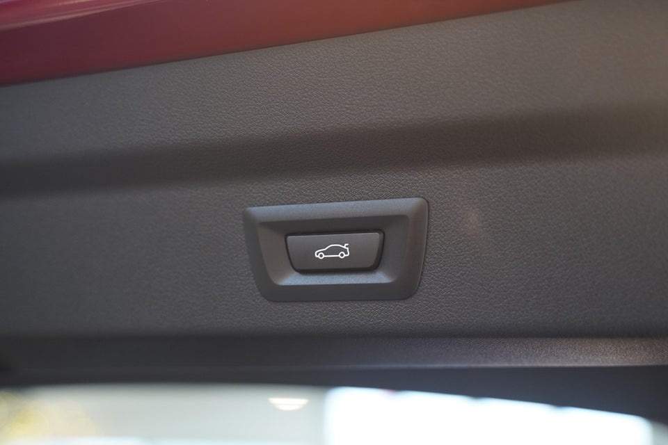 BMW iX2 eDrive20 M-Sport 5d