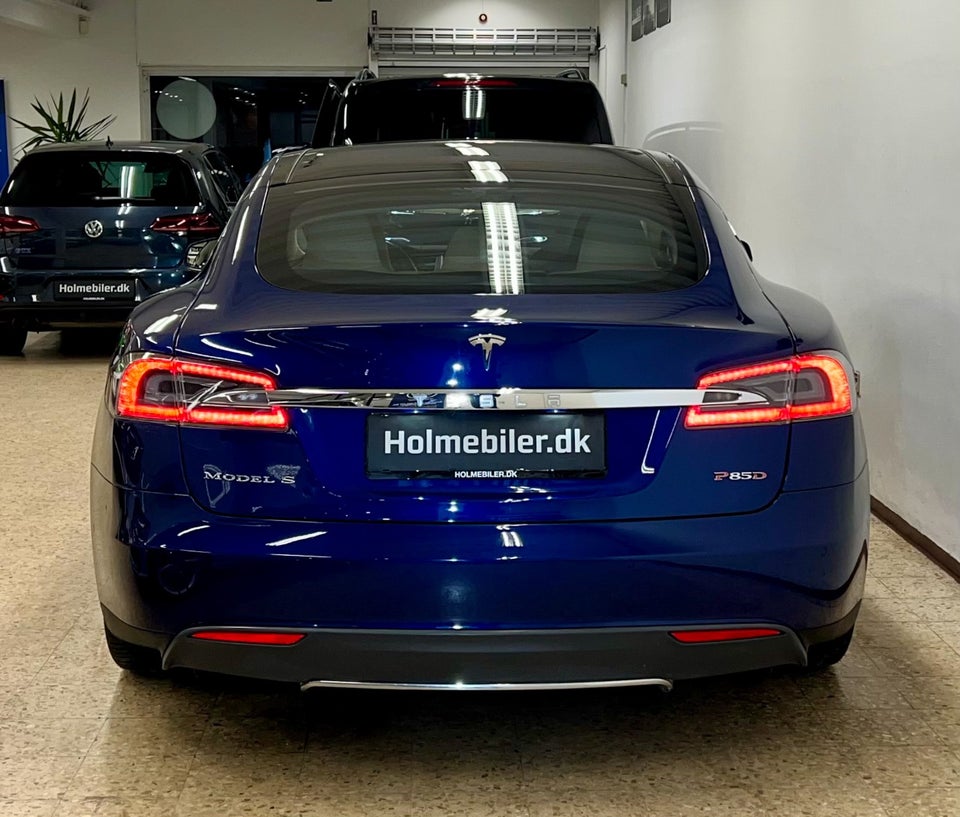 Tesla Model S P85D 5d