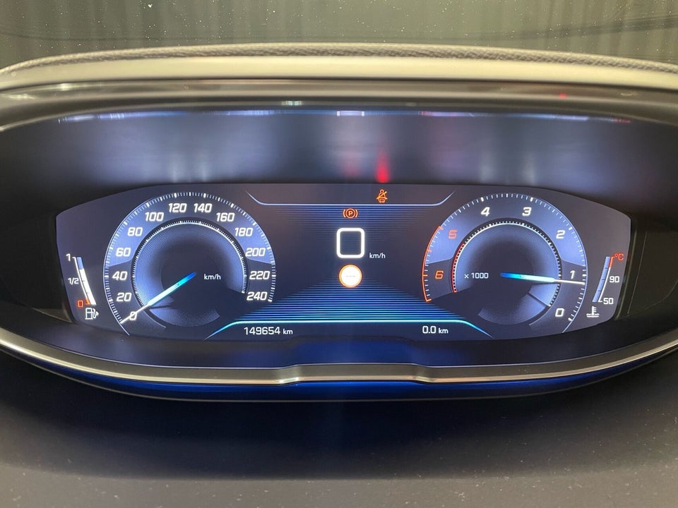 Peugeot 3008 1,6 BlueHDi 120 Allure 5d