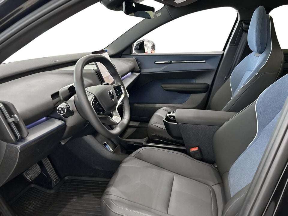 Volvo EX30 Extended Range Ultra 5d