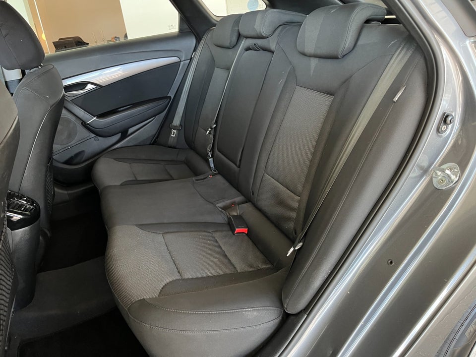 Hyundai i40 1,7 CRDi 115 Comfort CW 5d